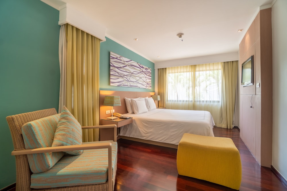 Radisson Resort and Suites Phuket 16/72