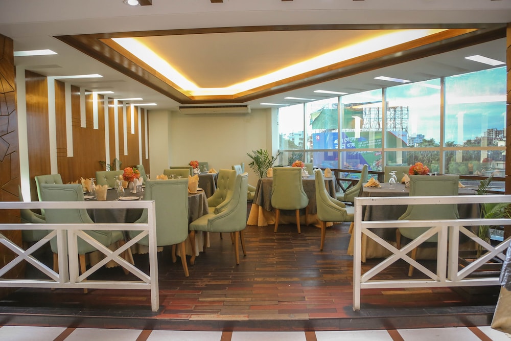 HOTEL VALLEY GARDEN 50/67