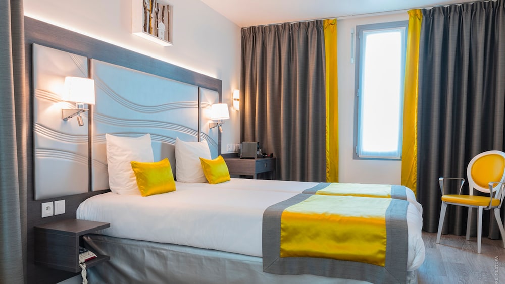 Hotel Versailles Chantiers 30/78