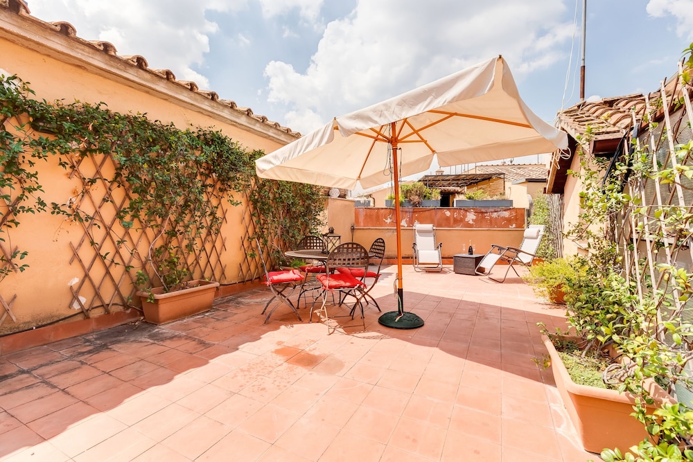 Romantic House in Trastevere 21/33