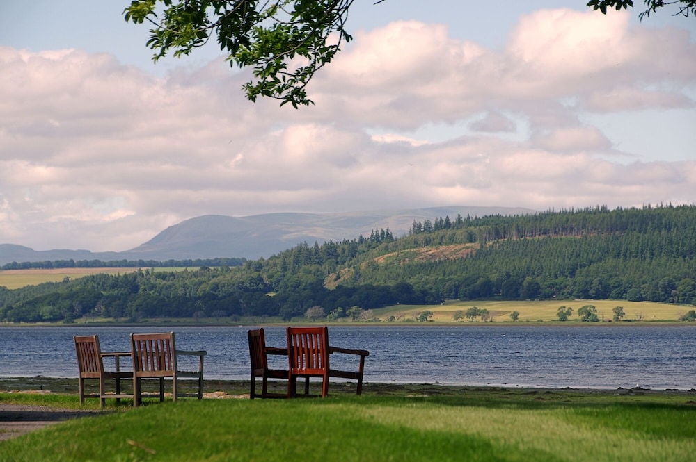BUNCHREW HOUSE HOTEL 25/30