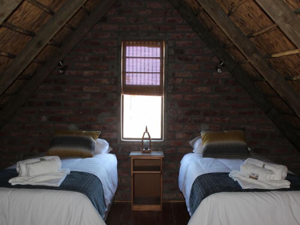 Teri-Lemveli Lodge 16/29