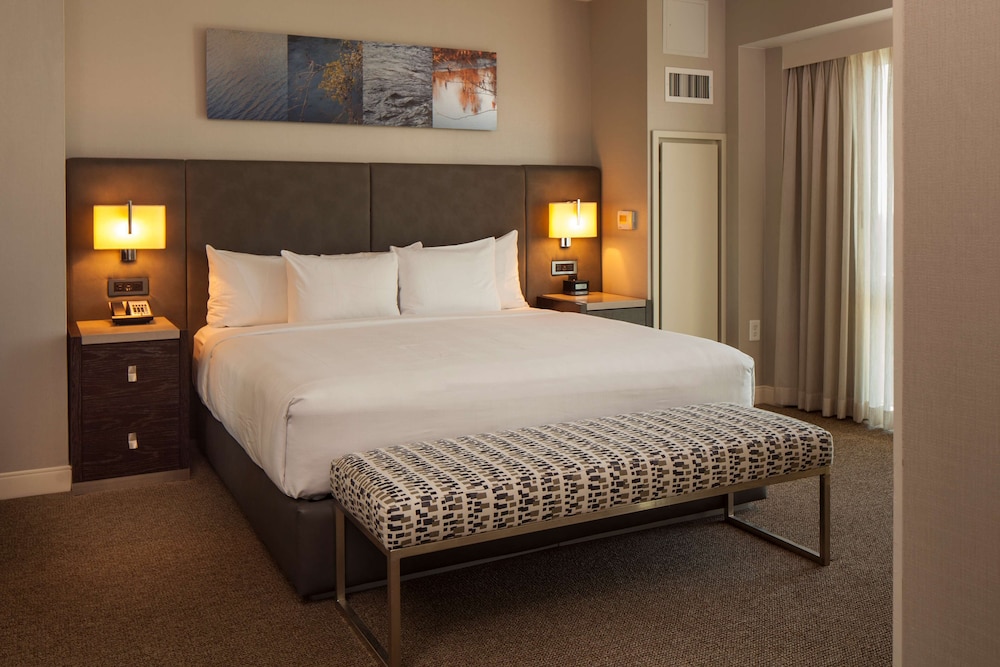 Hyatt Regency Sacramento 11/63