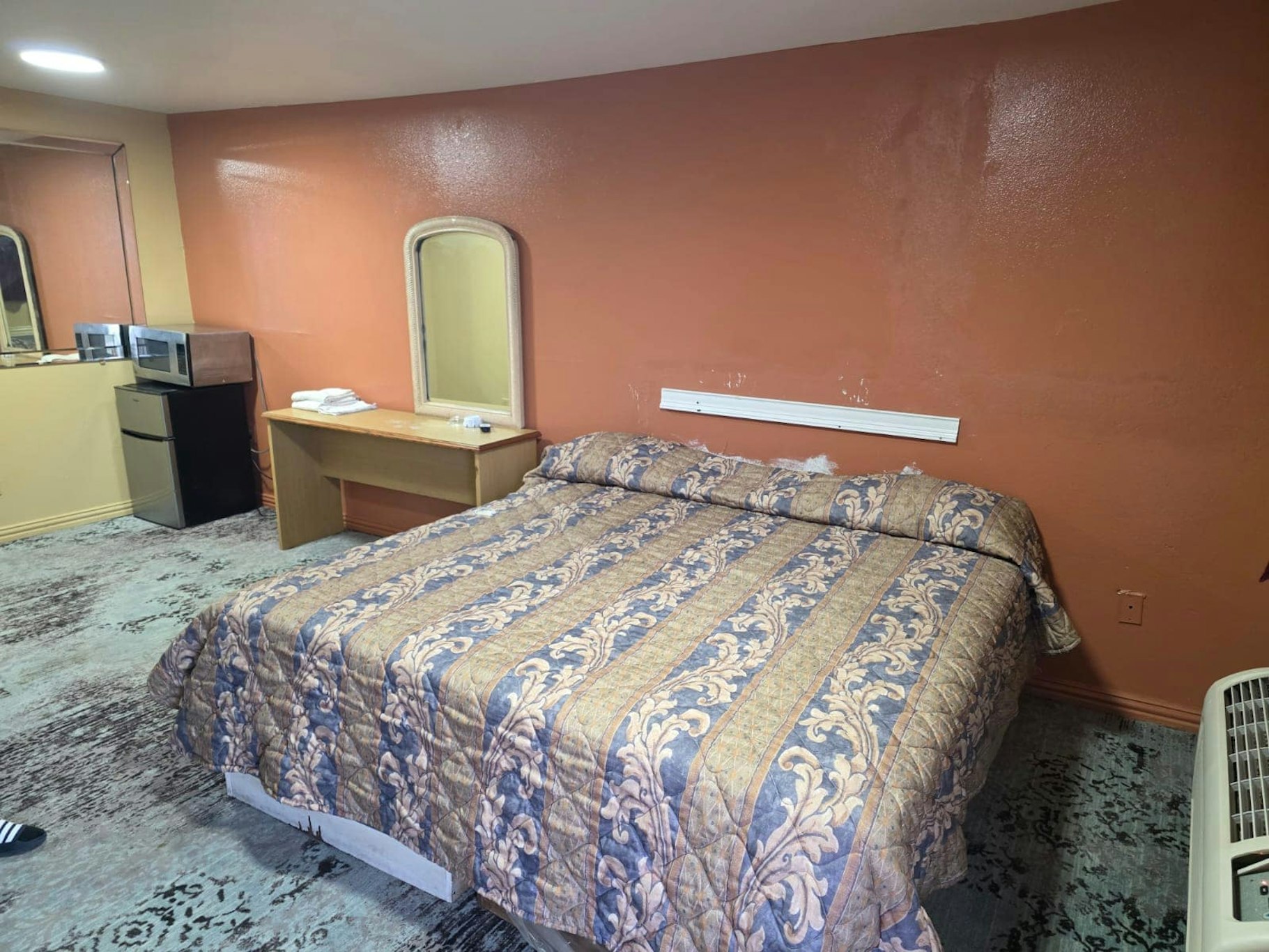 Relax Motel Grand Prairie Dallas I 30 8/18