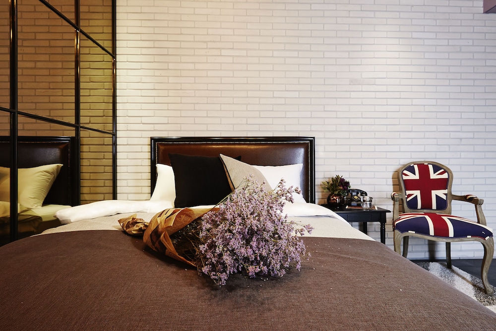 Hotel Roseto 48/50