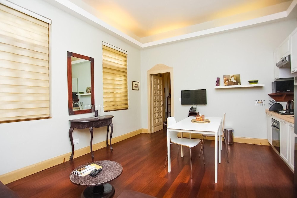 Olma Colonial Suites 40/66