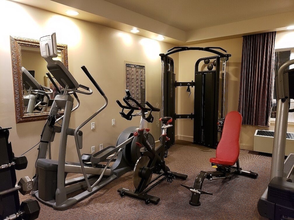 Travelodge By Wyndham Spruce Grove 28/50