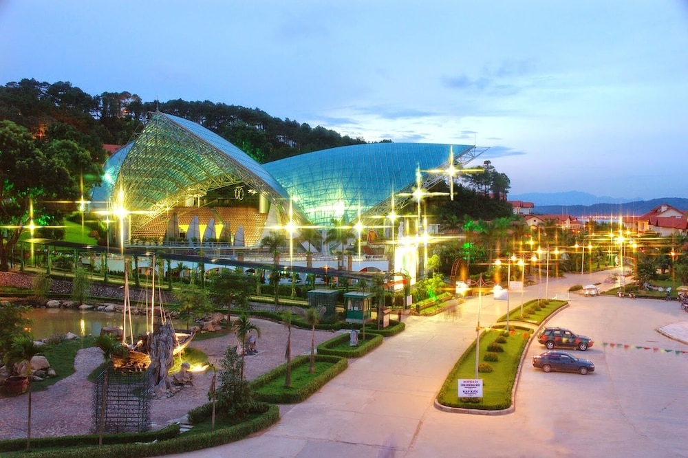 Central Luxury Ha Long Hotel 7/72