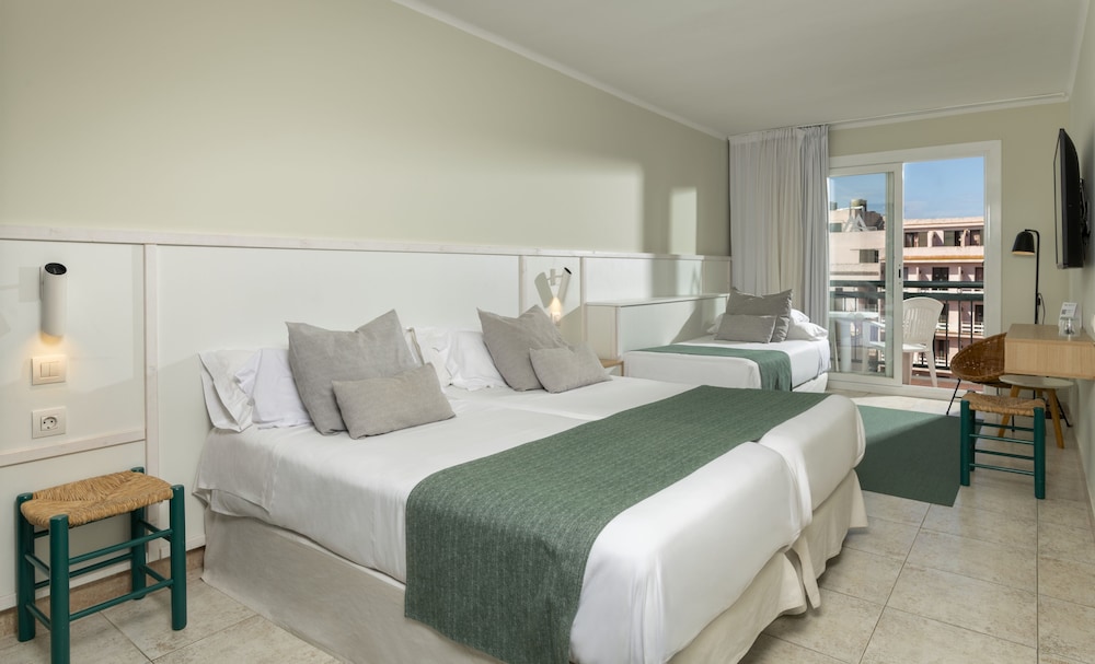 Aqua Hotel Bertran - Adults Only 30/78