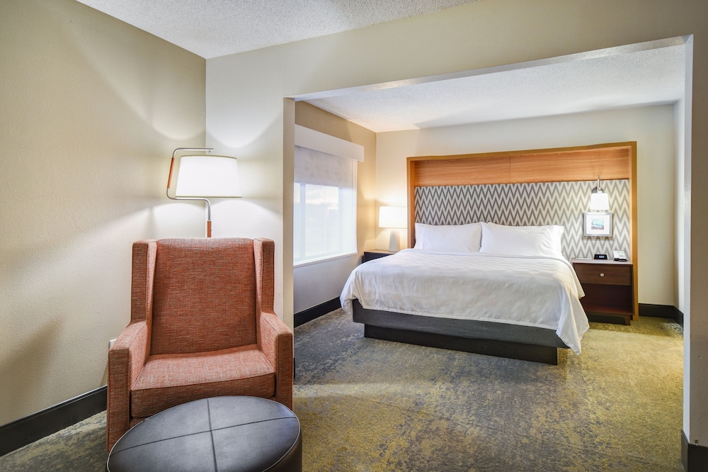 Holiday Inn Allentown-Bethlehem 14/37