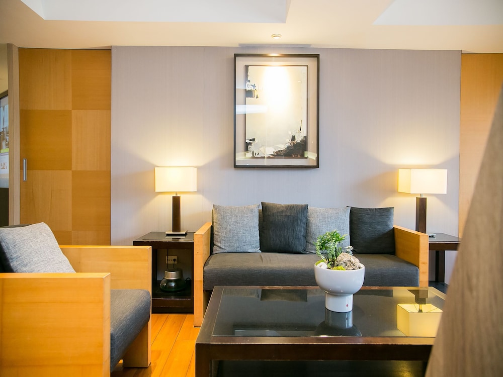 Royal Inn Taipei Nanxi Mrt Zhongshan Station 43/66