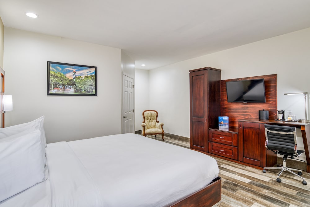 Villa 1565 (ex Howard Johnson Express Inn) 9/39