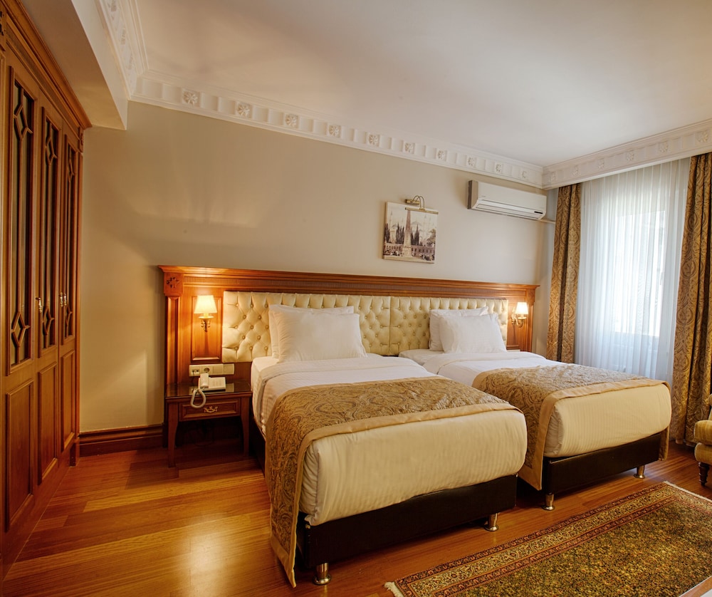 Sumengen Hotel 28/58