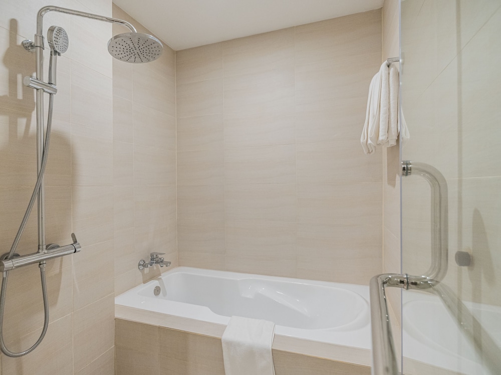 85 Soho Hotel & Serviced Apartment 49/50