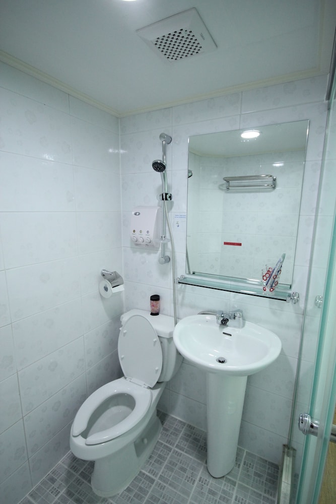 Boa Travel House 49/50