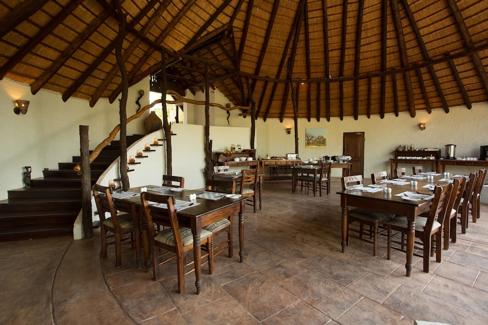 Mopane Bush Lodge 14/34