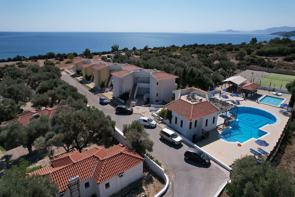 Kyma Hotel 58/67