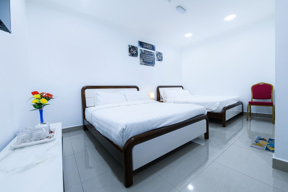 Capital O 90543 Sp Star Hotel 37/53