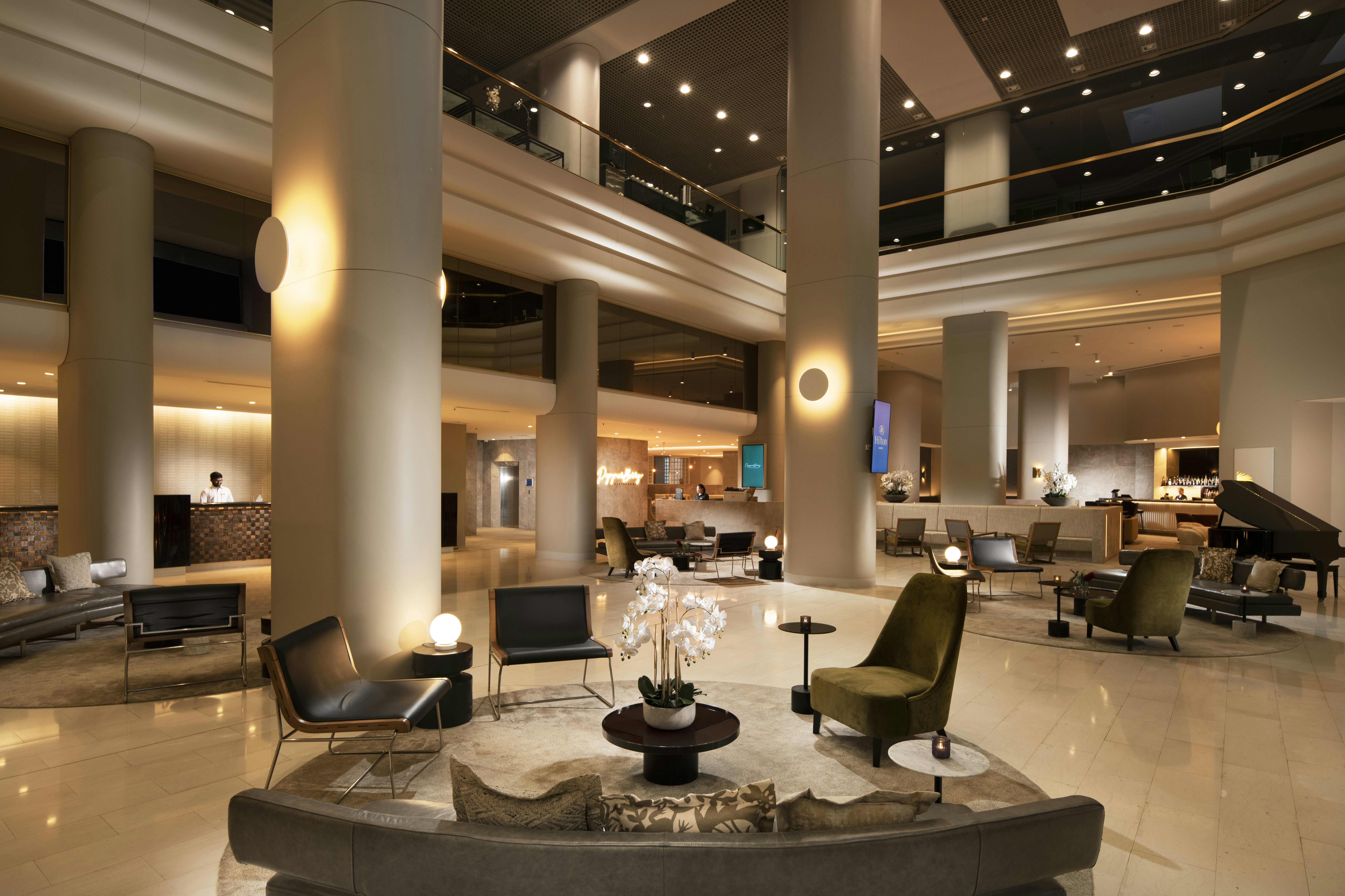 Hilton Darwin 44/55