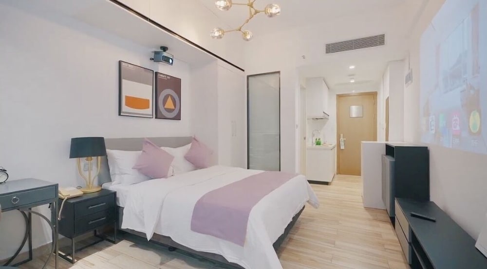 Jinzhonghuan Serviced Apartment 16/50