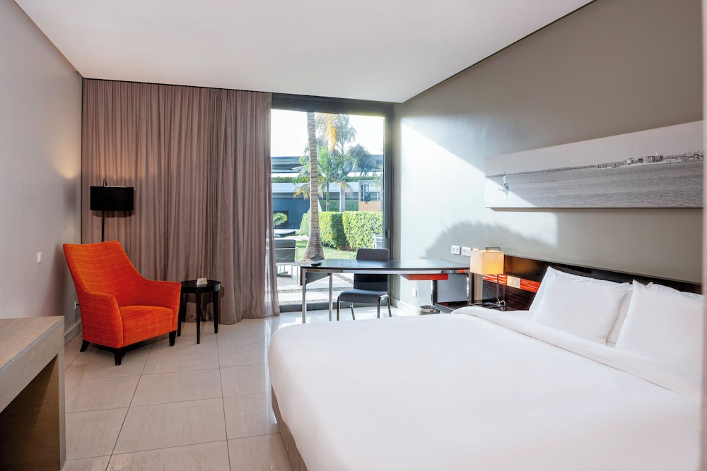 SUPERIOR, TWIN BEDS, SEA VIEW, BALCONY