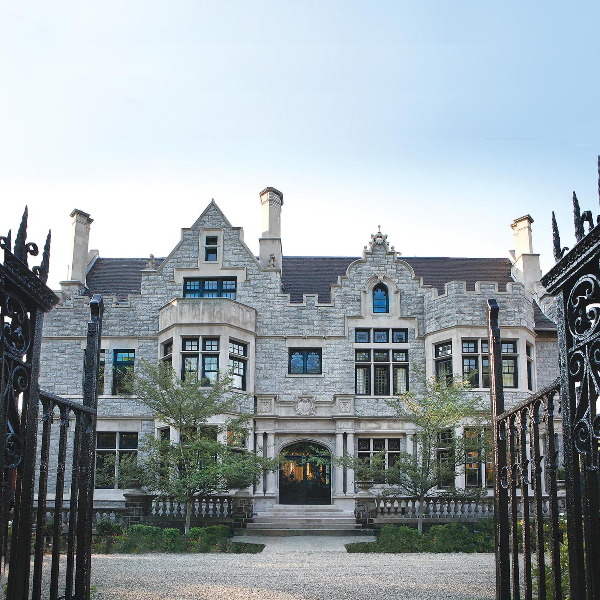 Mansions on Fifth 3/50