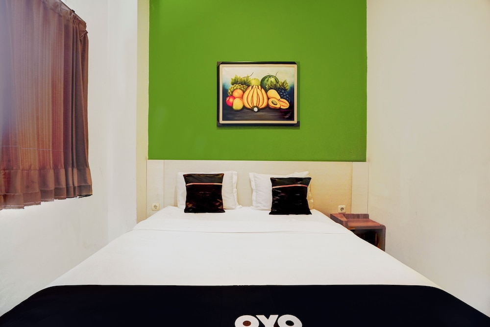 Hotel O Surabaya near Surabaya Town Square formerly Kupang Gunung Residence 27/60