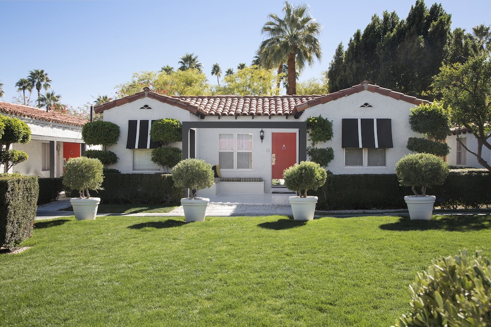 Avalon Hotel And Bungalows Palm Springs 3/85