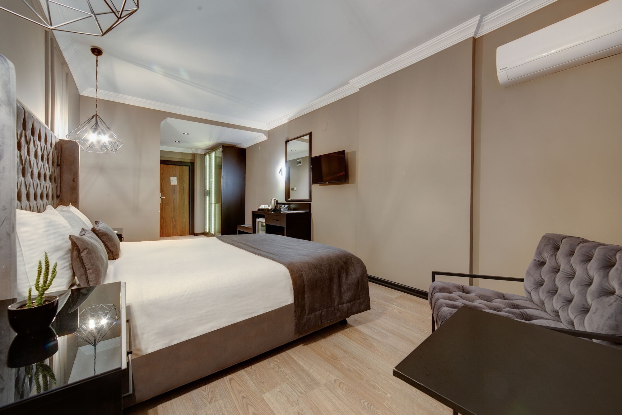 غرفة قياسية بسريرين منفصلين، SAHIL MARTI HOTEL 6/8