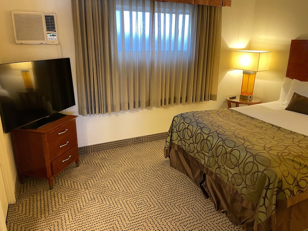 Room at Historic Coronado Motor Hotel by OYO, YUMA - AZ