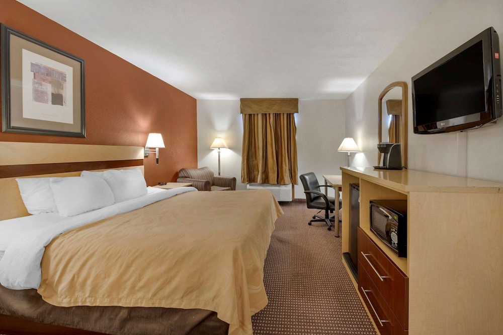 SureStay by Best Western Obetz Rickenbacker Airport 6/45