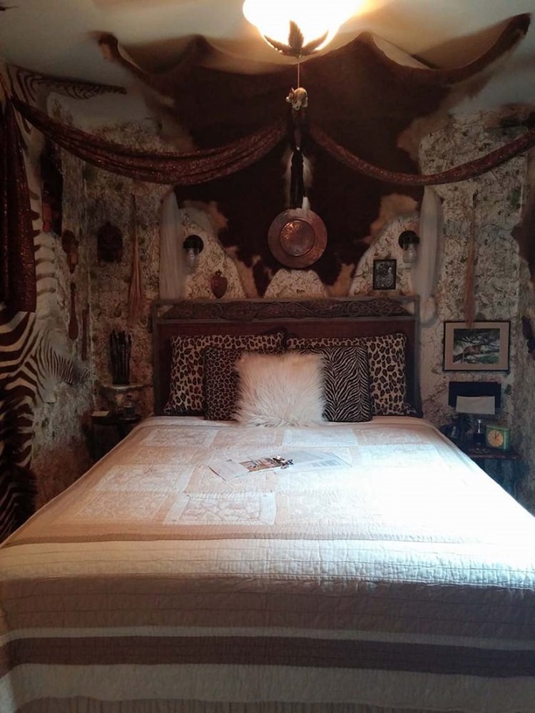 Oasis Bed and Breakfast 13/37