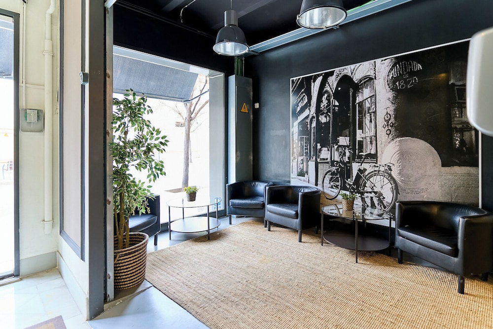 Fira Centric Apartments 46/72