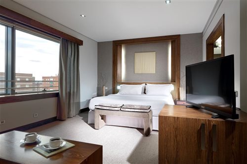 Deluxe, Suite, Twin Beds