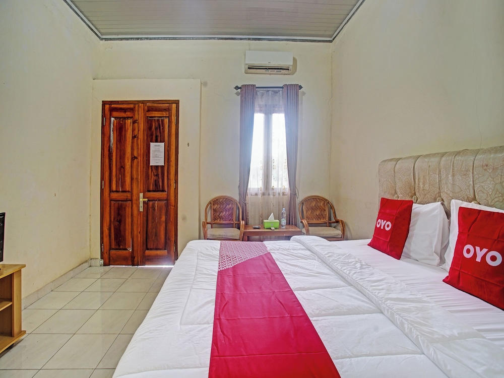 OYO 3335 Wisma Langen Werdhasih 5/28