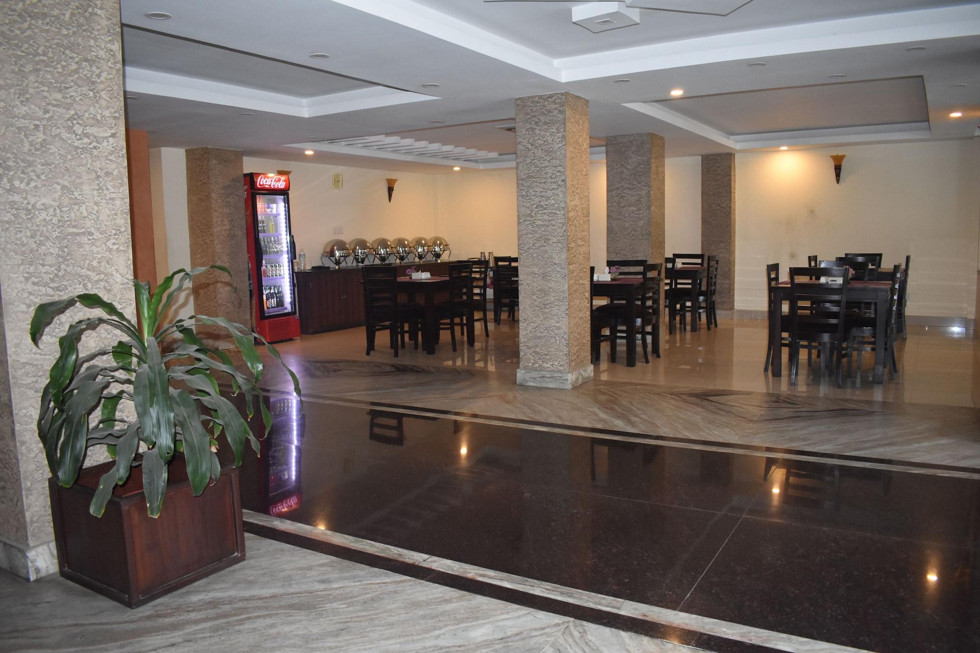 Hotel Hema 5/16
