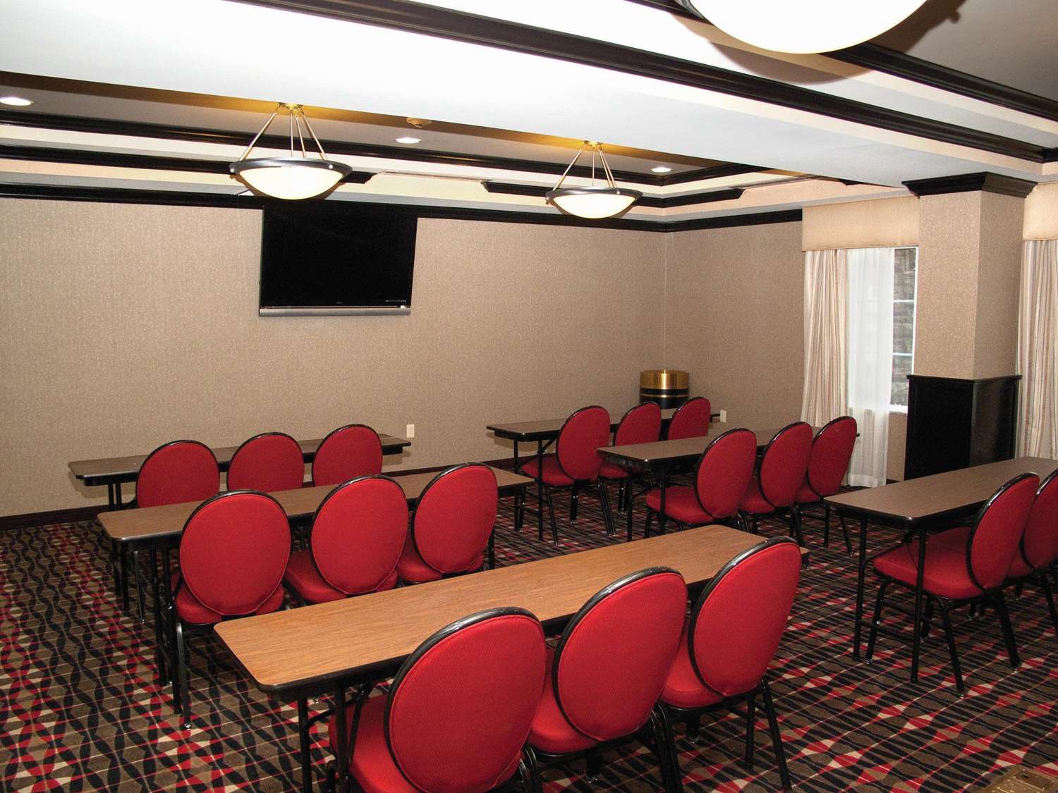 La Quinta Inn & Suites by Wyndham Conway 21/29