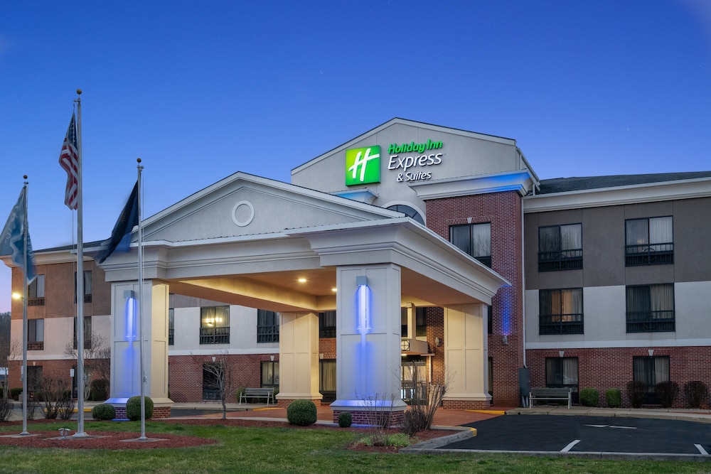 Holiday Inn Express Hotel Suites Ashland 1/56
