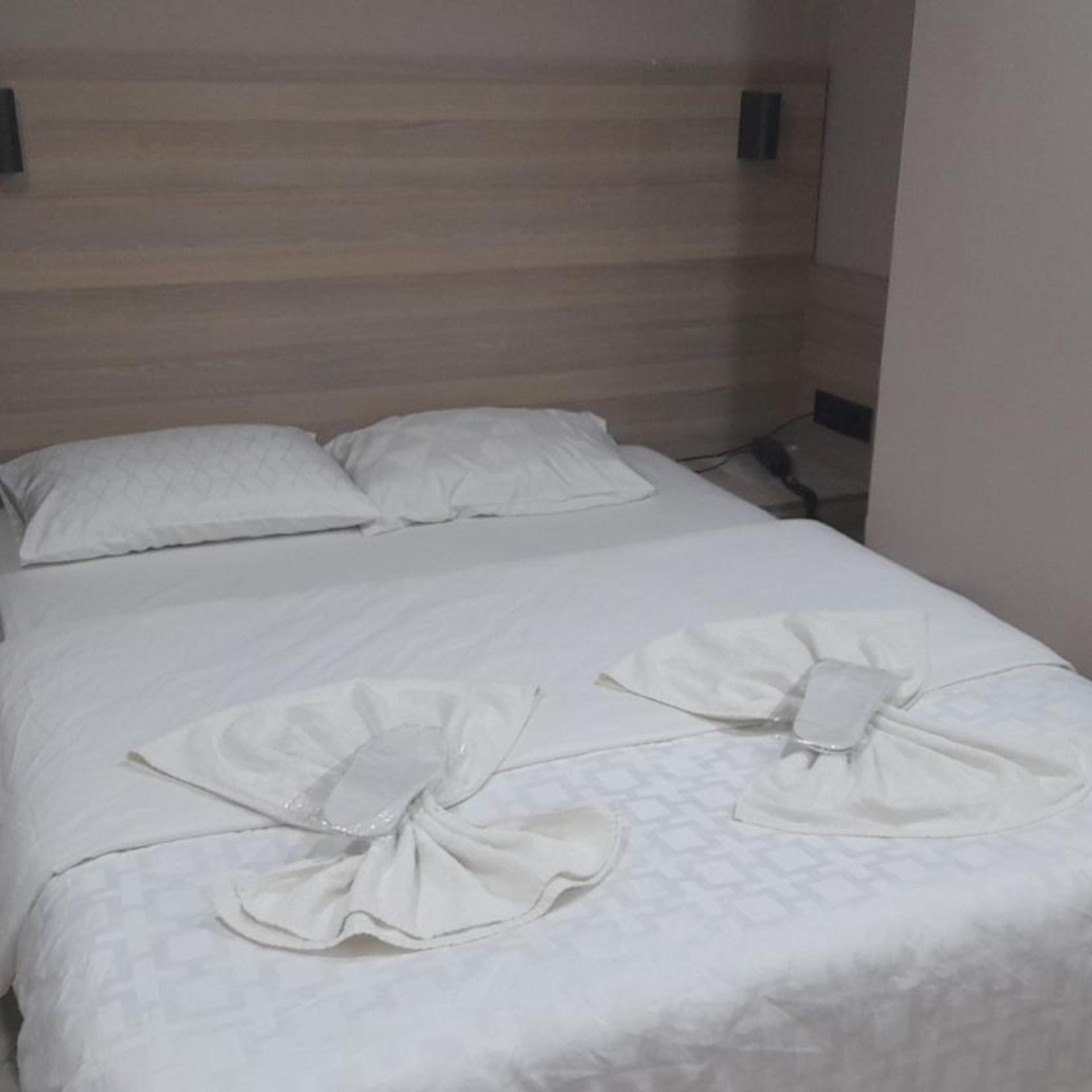 Moon Suit Otel 20/37