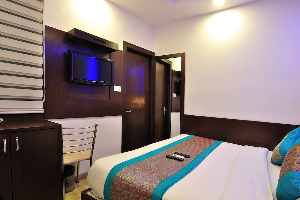 Hotel Nirmal Mahal 54/66