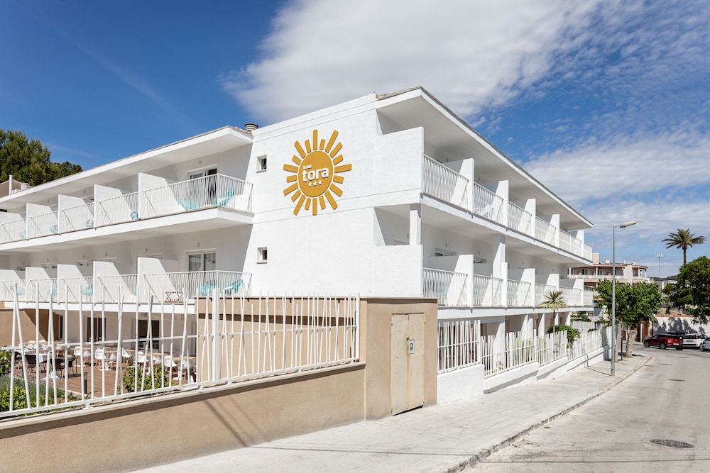 Hotel Tora 7/69