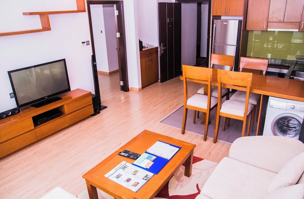 The Hanoi Club Hotel Lake Palais Residences 41/61