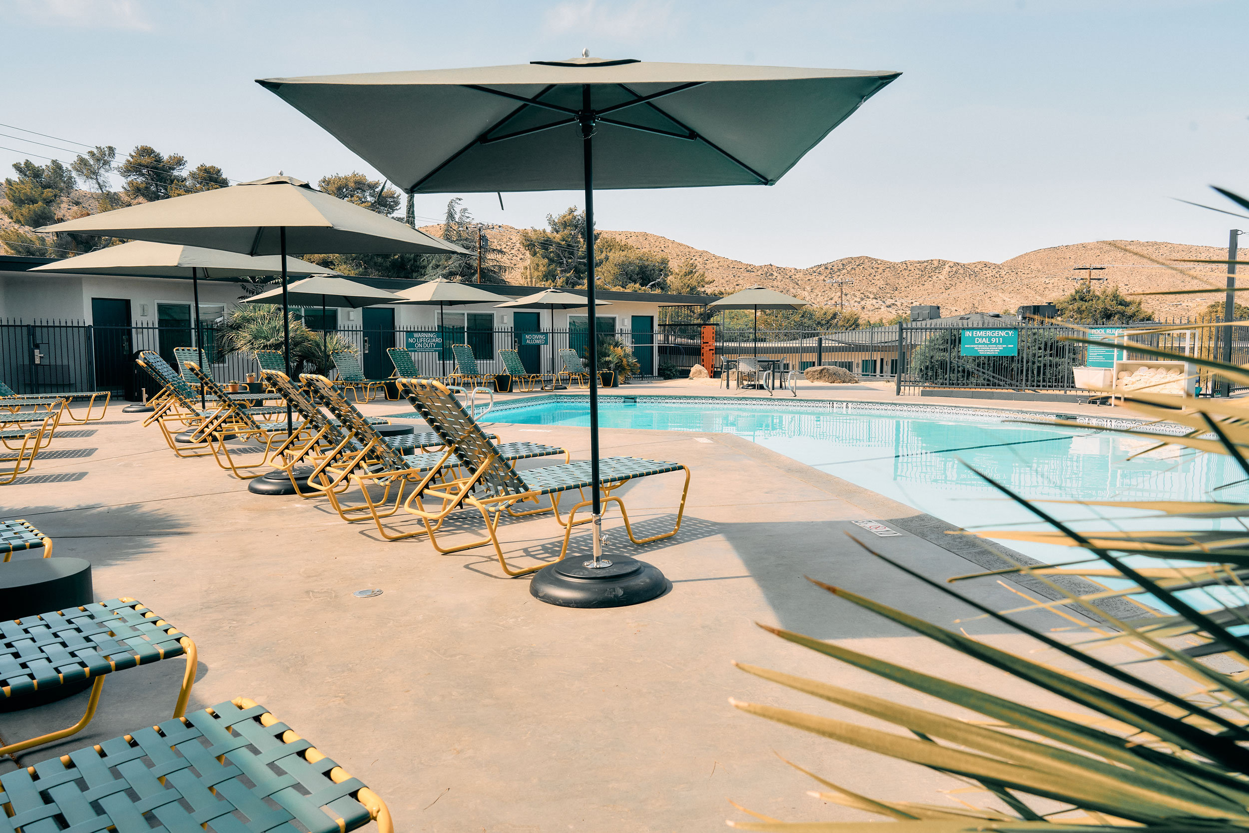 Yucca Valley/Joshua Tree Hotel 53/58