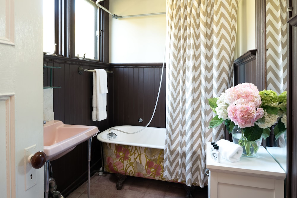 Manor House Bed & Breakfast 9/73
