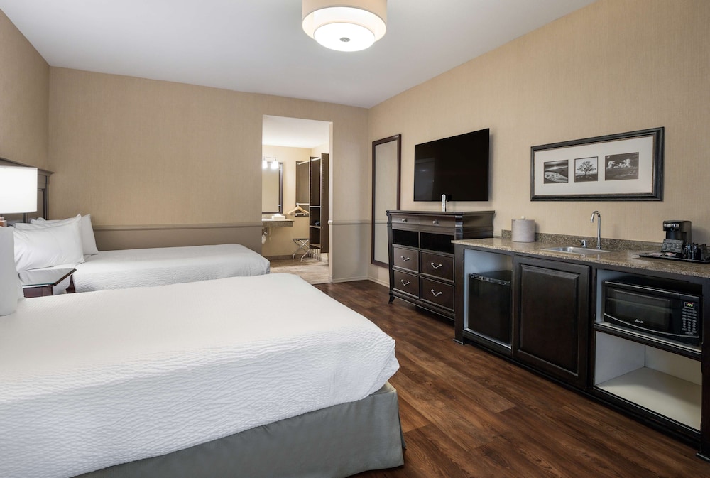 Best Western Corona Hotel and Suites 8/33