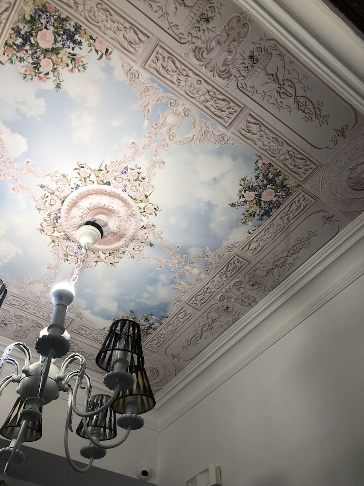 Navona Central Suites 26/50