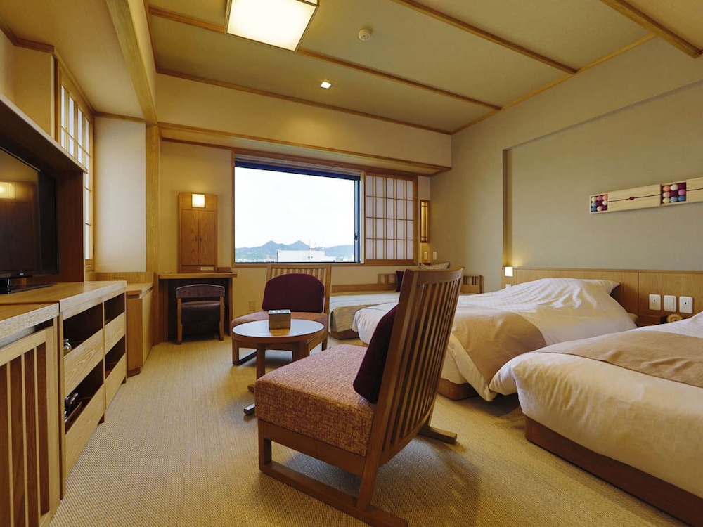 Kotohira Onsen Onyado Shikishima-Kan 20/30
