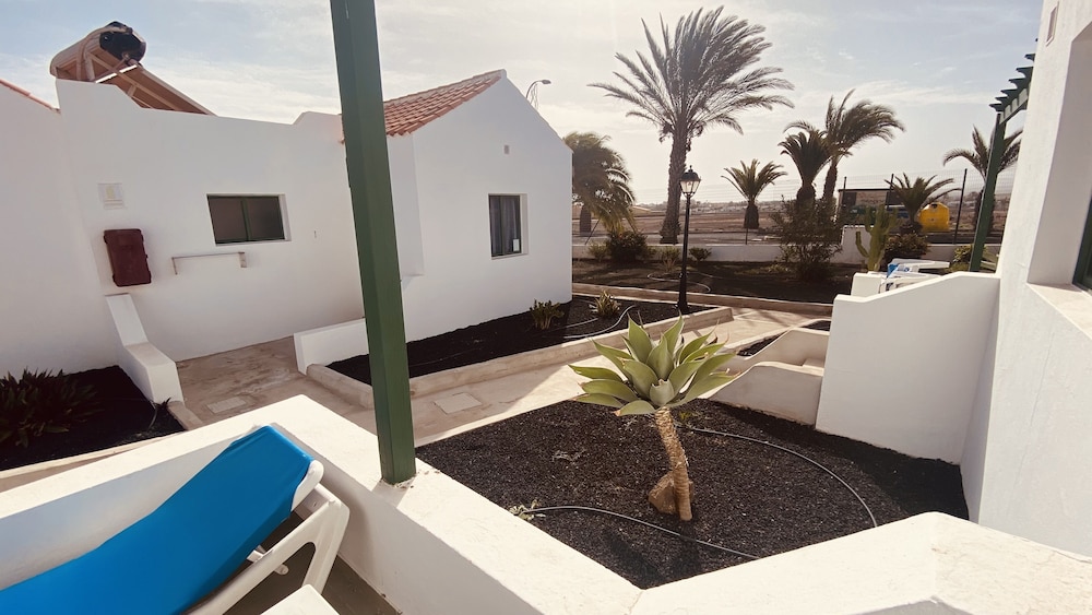 Fuertesol Bungalows 14/27