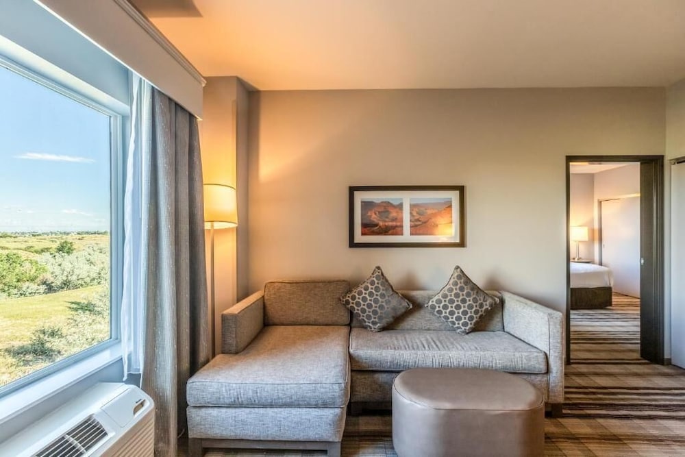 Hawthorn Suites by Wyndham Loveland 23/43