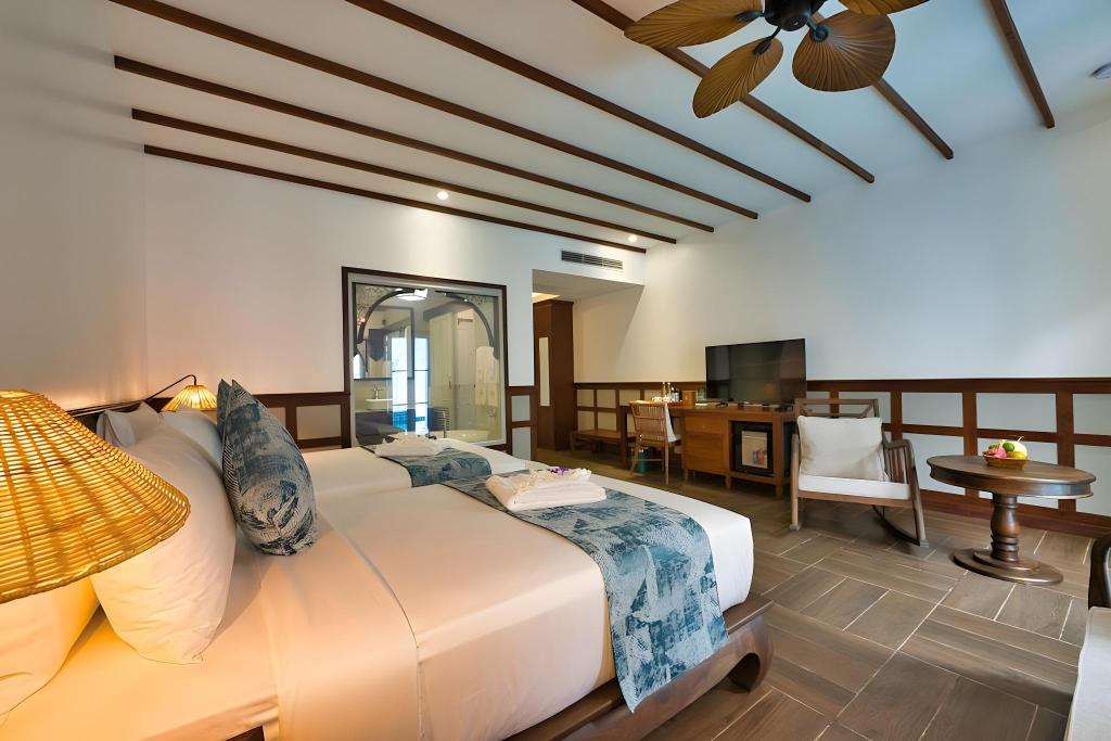 غرفة بسريرين منفصلين بإطلالة على المسبح، Mybanlao Hotel 6/10